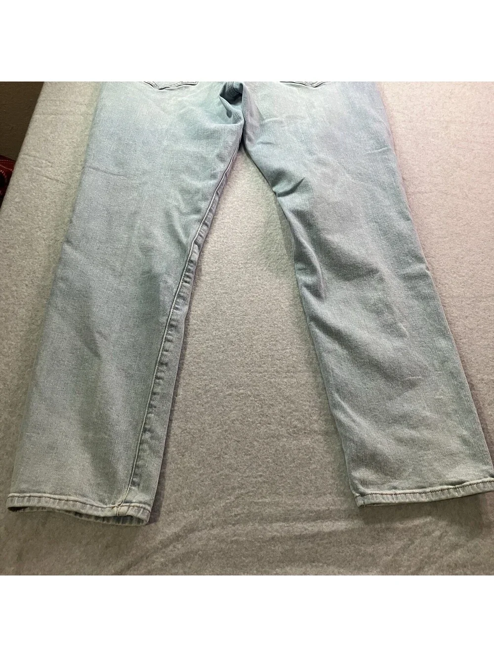 Eddie Bauer Jeans, Women's Size 10, Denim, Light Wash, Straight, Specially Dyed